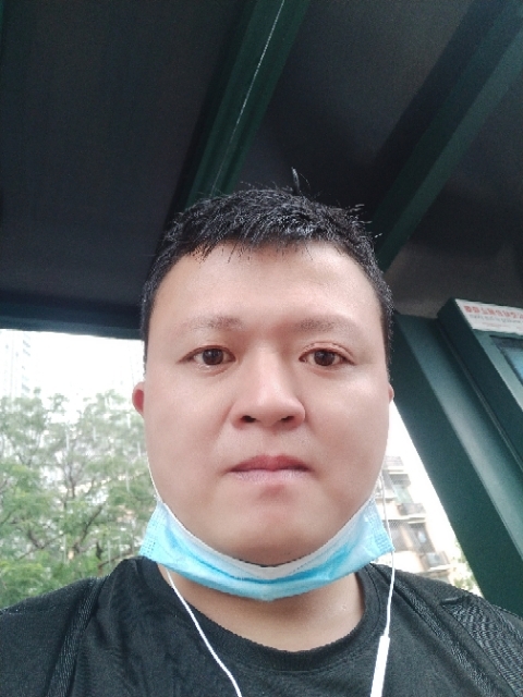 李生的第一张照片--乌鲁木齐相亲服务中心