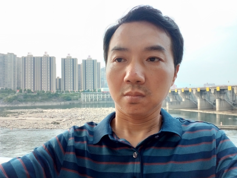 yangguang的第一张照片--乌鲁木齐相亲服务中心