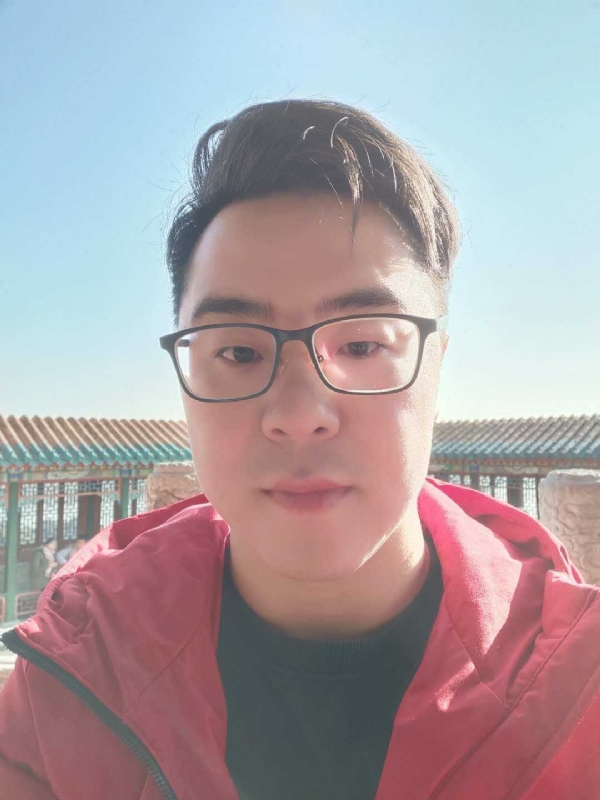 不爱吃竹子的小熊的第一张照片--乌鲁木齐相亲服务中心