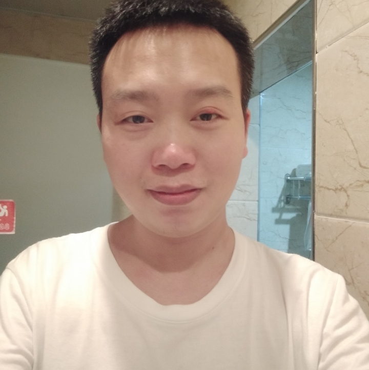 杯中酒的第一张照片--乌鲁木齐相亲服务中心