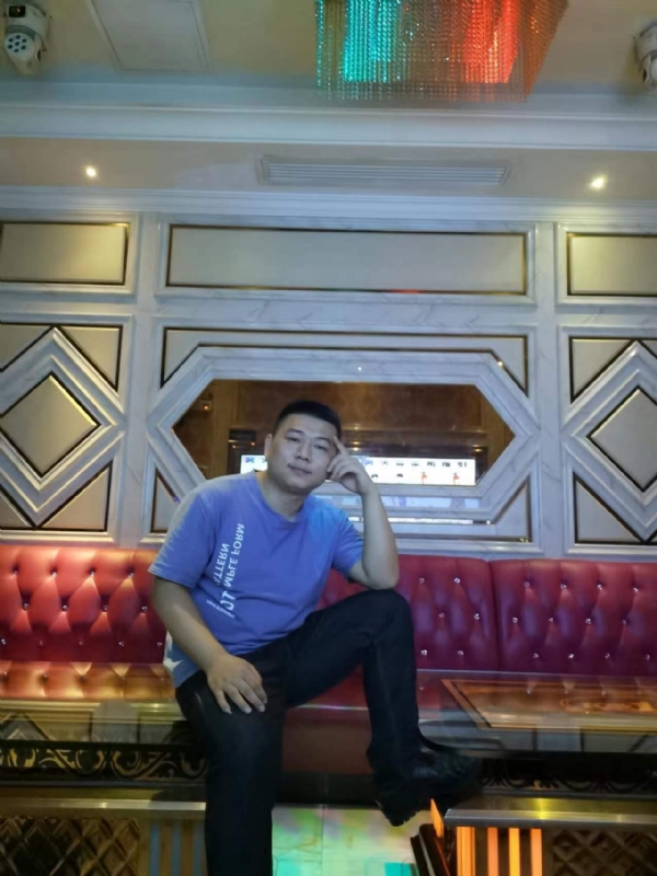黄生的第四张照片--乌鲁木齐相亲服务中心