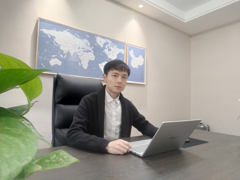 雨落花声的第一张照片--乌鲁木齐相亲服务中心