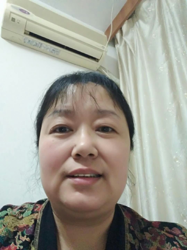 雨中漫步的第一张照片--乌鲁木齐相亲服务中心