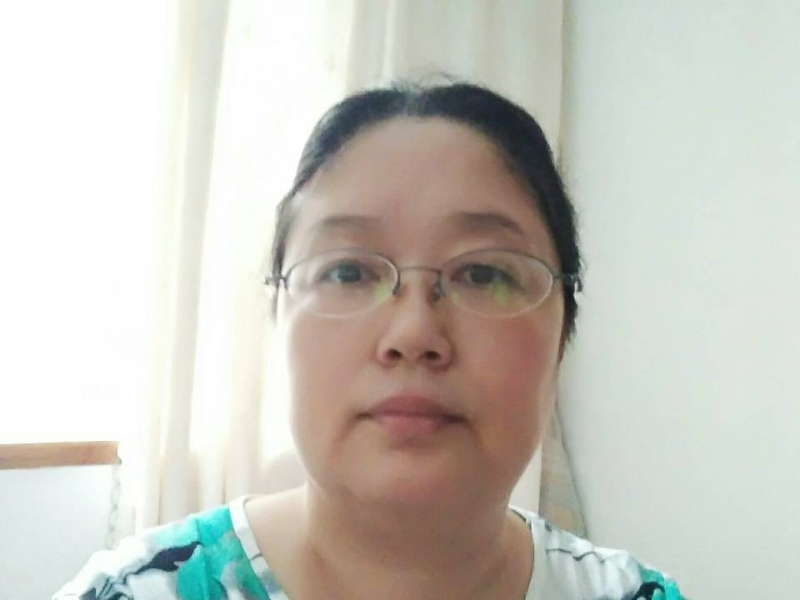 雨中漫步的第二张照片--乌鲁木齐相亲服务中心
