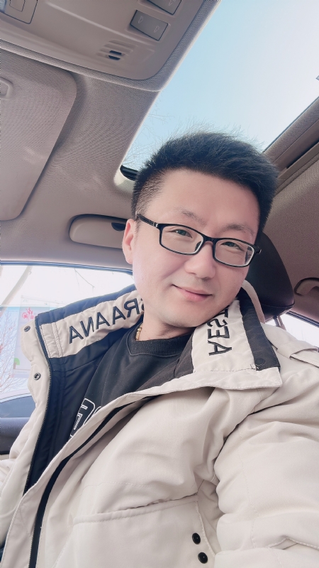 不离不弃的第二张照片--乌鲁木齐相亲服务中心