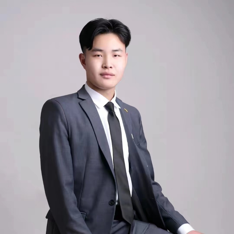 孤独的狼的第一张照片--乌鲁木齐相亲服务中心