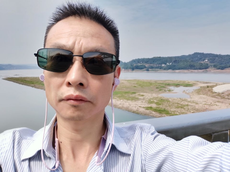 猪哥哥的第一张照片--乌鲁木齐相亲服务中心