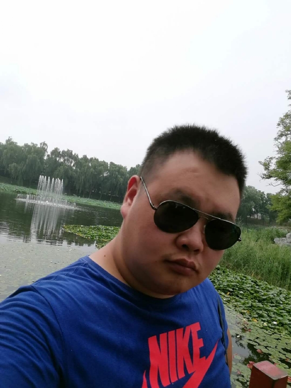 石头的第一张照片--乌鲁木齐相亲服务中心