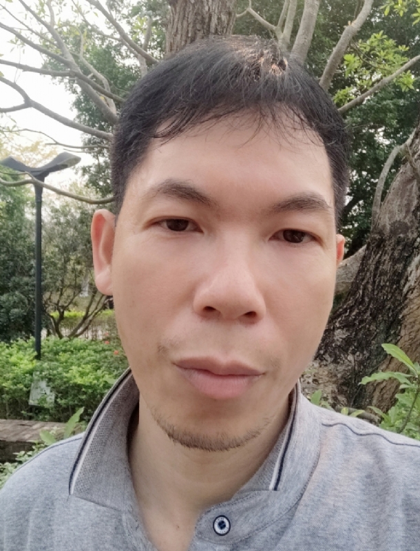 漂浮的云的第一张照片--乌鲁木齐相亲服务中心