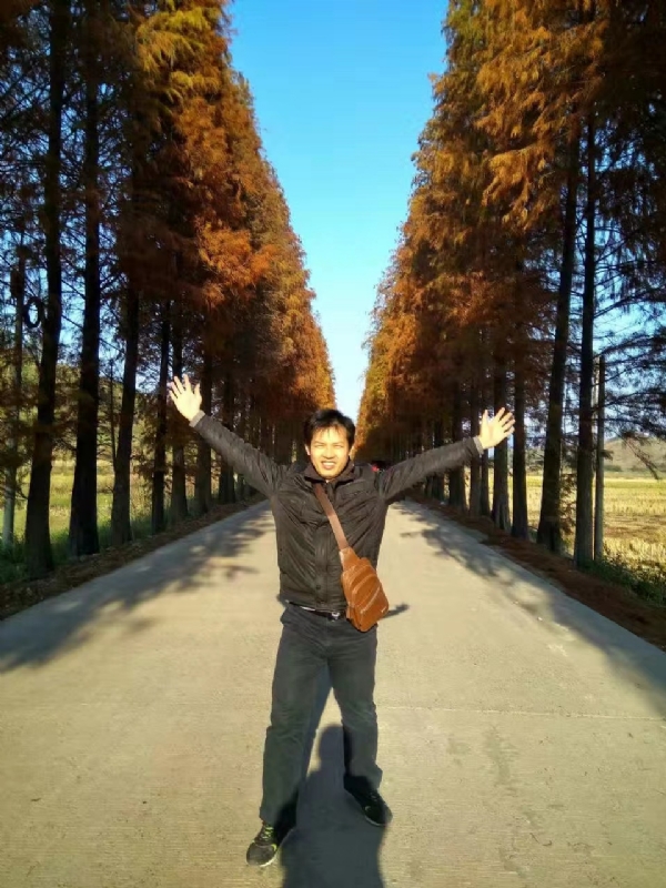 朱相平的第二张照片--乌鲁木齐相亲服务中心