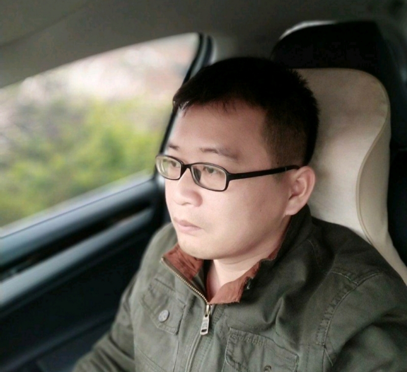 海风吹动你的心的第一张照片--乌鲁木齐相亲服务中心