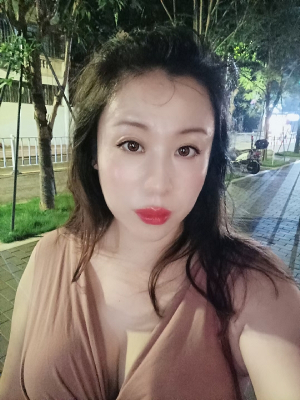 叶子青青的第二张照片--乌鲁木齐相亲服务中心