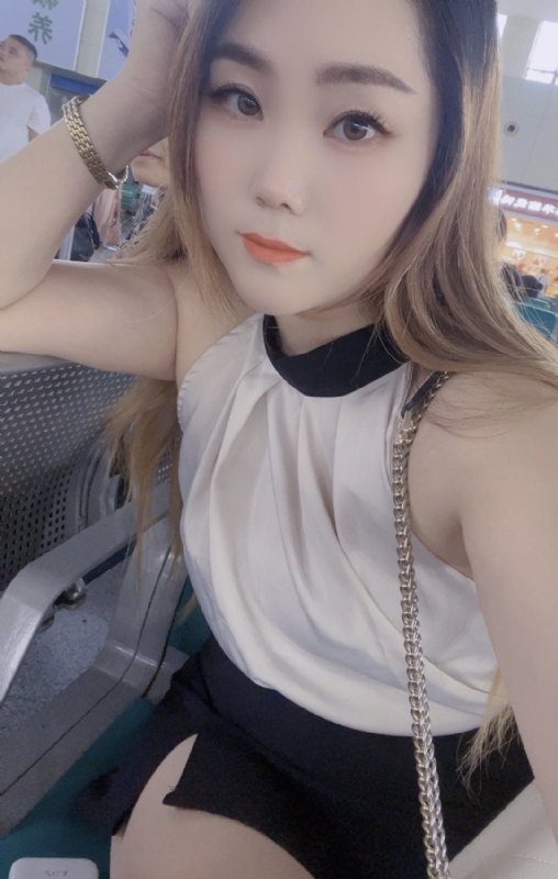 媛媛的第三张照片--乌鲁木齐相亲服务中心