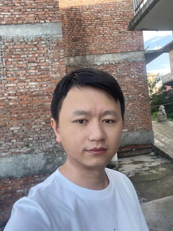 行人的第二张照片--乌鲁木齐相亲服务中心