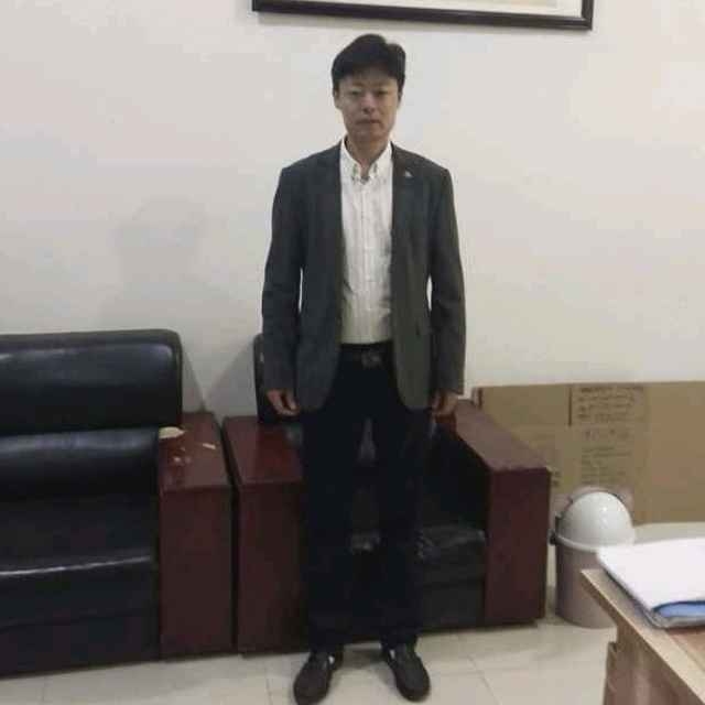 蓝天白云的第二张照片--乌鲁木齐相亲服务中心