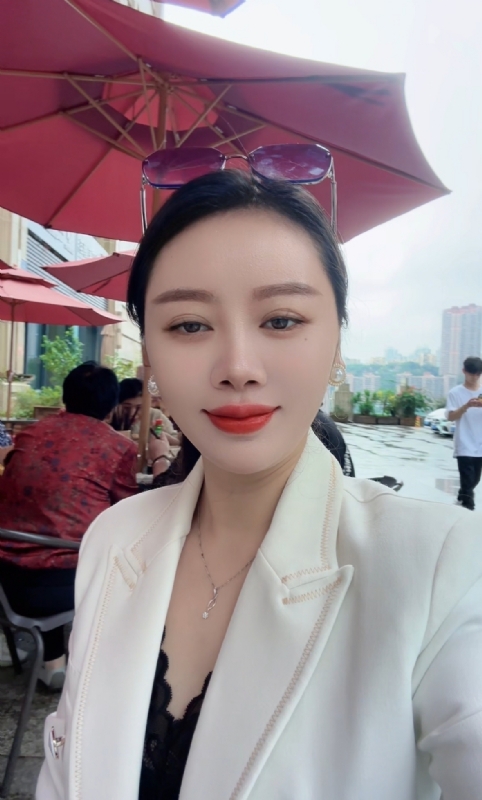 Angela的第一张照片--乌鲁木齐相亲服务中心