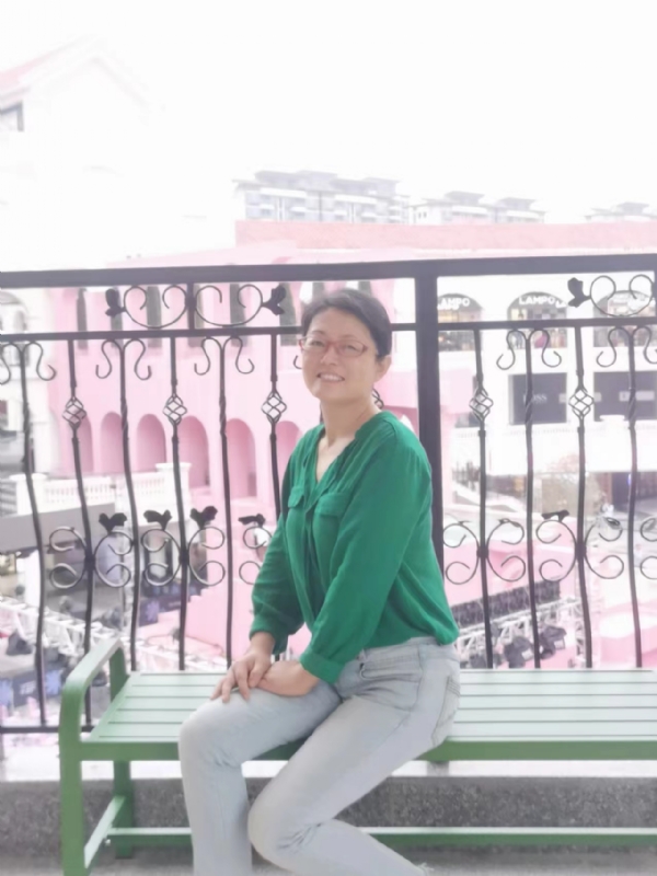 丽华的第四张照片--乌鲁木齐相亲服务中心