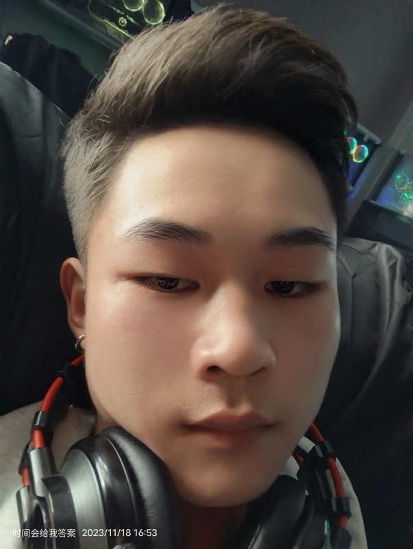 烦烦的小林的第一张照片--乌鲁木齐相亲服务中心