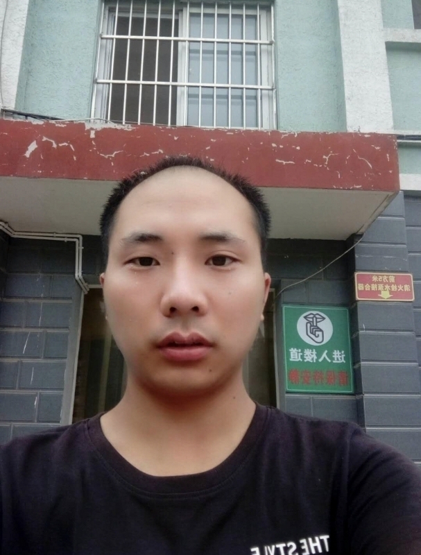 亮亮的第二张照片--乌鲁木齐相亲服务中心