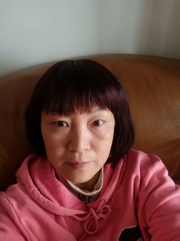 红玫瑰的第一张照片--乌鲁木齐相亲服务中心