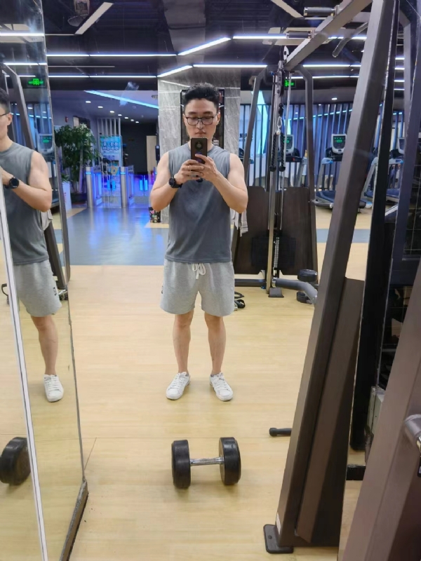 超哥的第一张照片--乌鲁木齐相亲服务中心