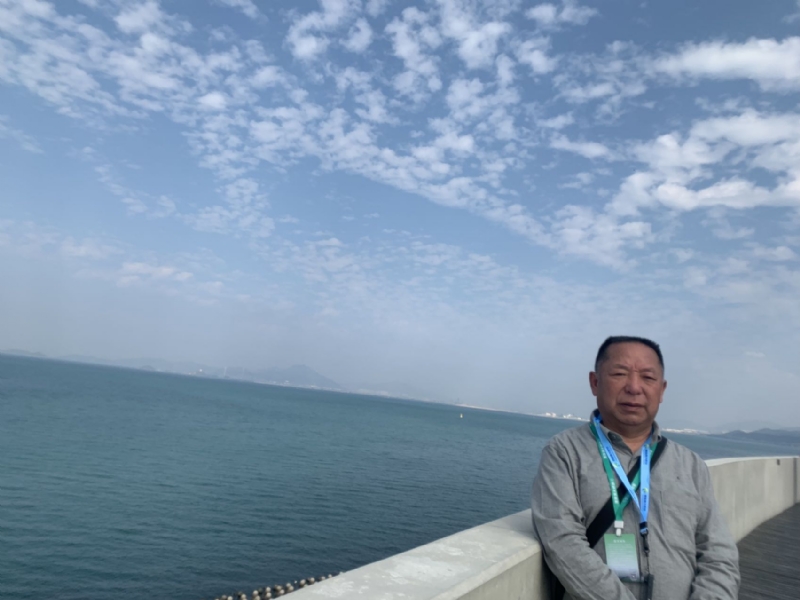 沏茶等红颜的第一张照片--乌鲁木齐相亲服务中心