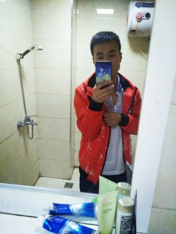 海之子的第一张照片--乌鲁木齐相亲服务中心