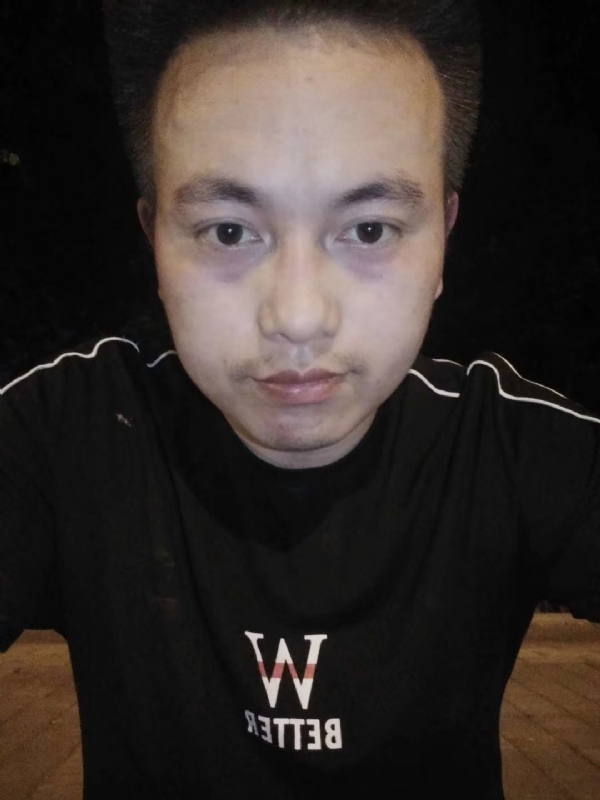 拓荒者的第一张照片--乌鲁木齐相亲服务中心