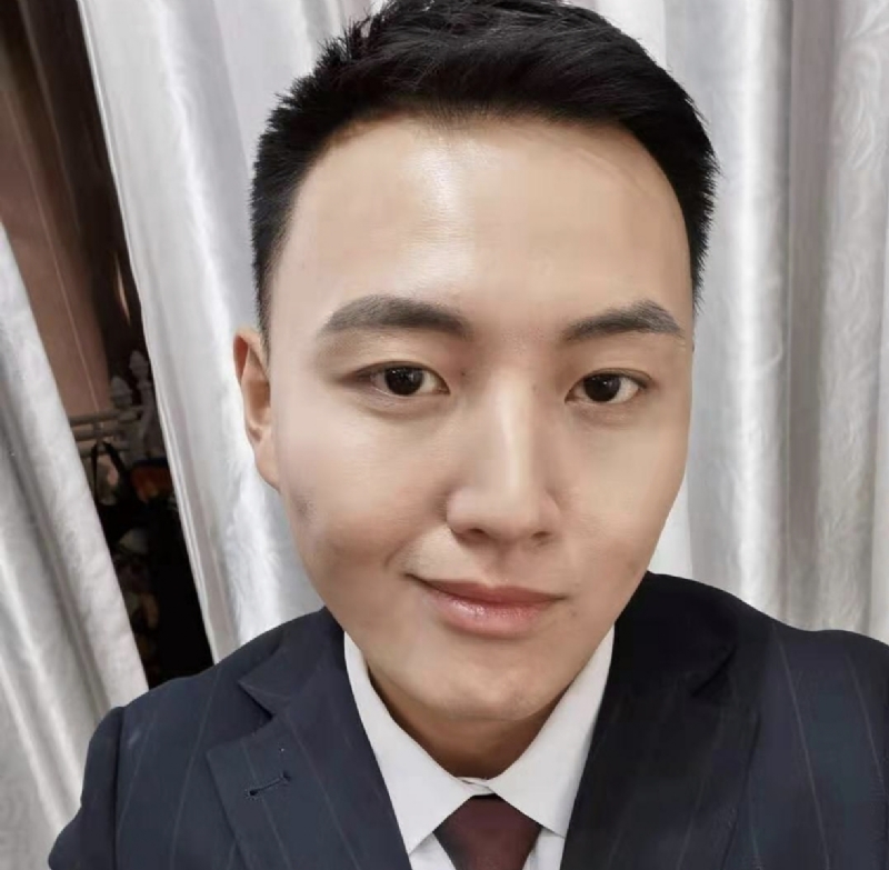 英俊潇洒的第二张照片--乌鲁木齐相亲服务中心