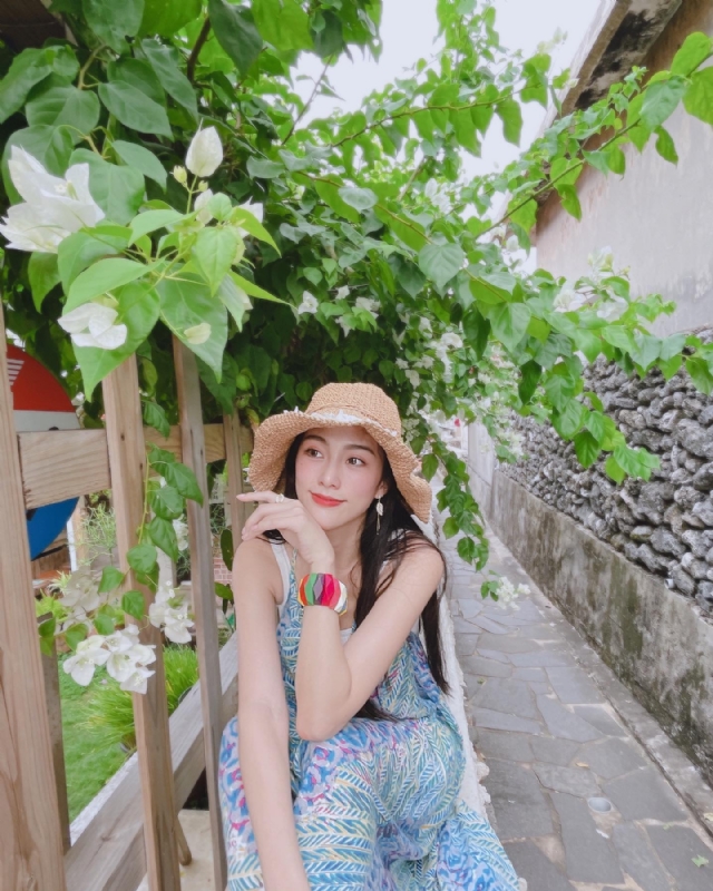 蕾蕾的第五张照片--乌鲁木齐相亲服务中心