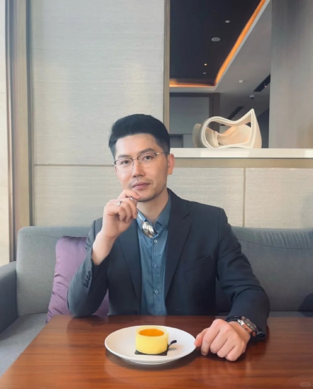 Aurora的第一张照片--乌鲁木齐相亲服务中心