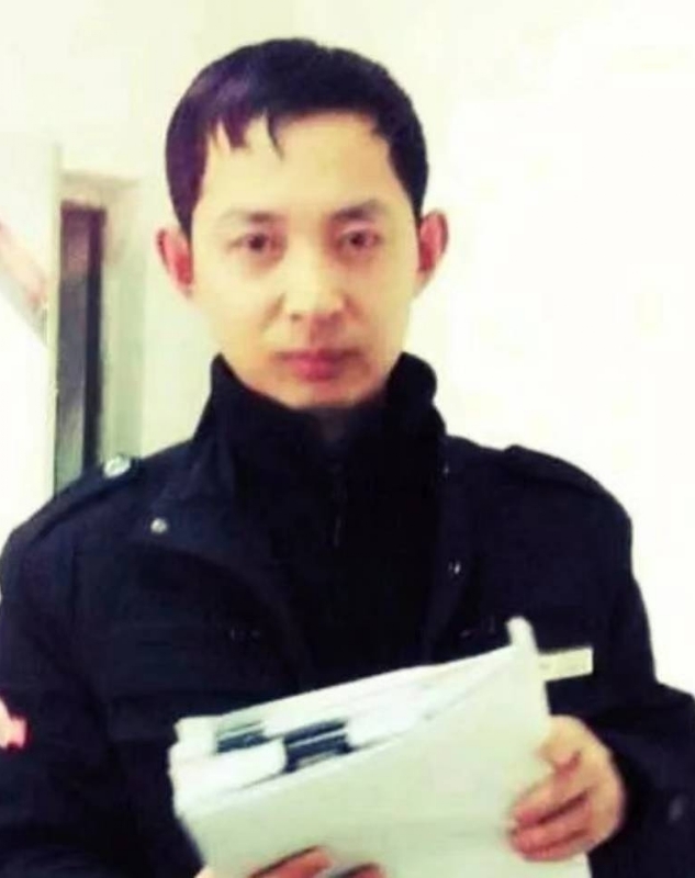 风雨中有你的第一张照片--乌鲁木齐相亲服务中心