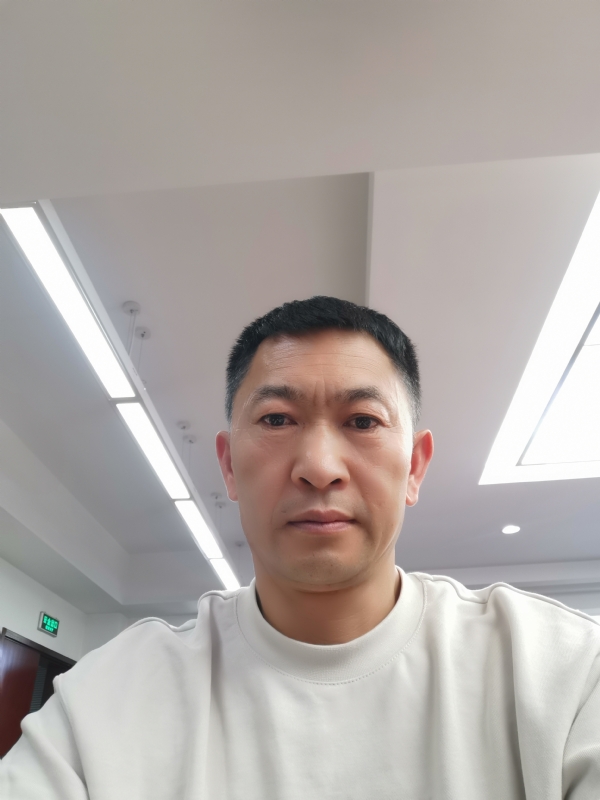 知足常乐的第一张照片--乌鲁木齐相亲服务中心
