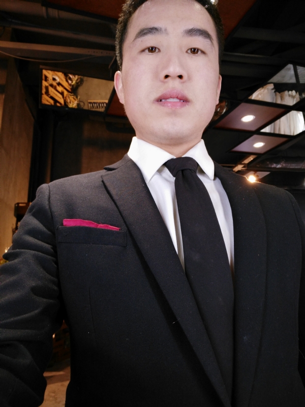 很差劲的第一张照片--乌鲁木齐相亲服务中心