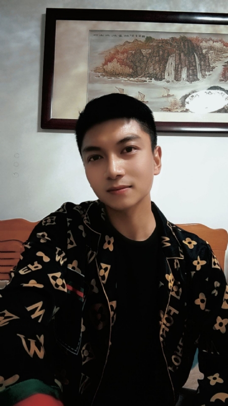 正直的火焰的第三张照片--乌鲁木齐相亲服务中心