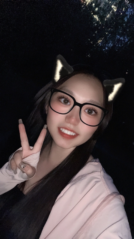 carol的第一张照片--乌鲁木齐相亲服务中心