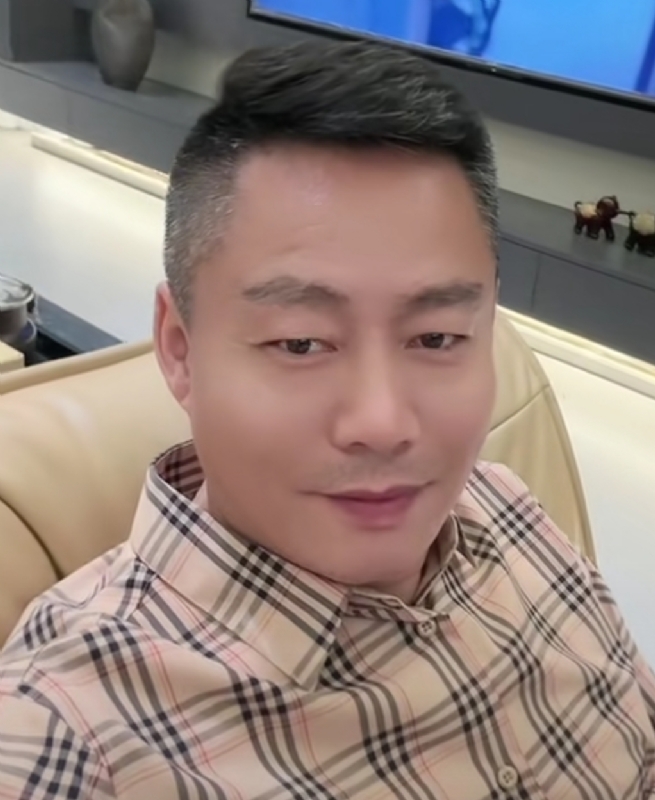李*军的第二张照片--乌鲁木齐相亲服务中心