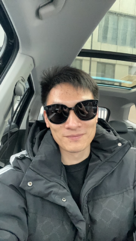 男孩的第一张照片--乌鲁木齐相亲服务中心