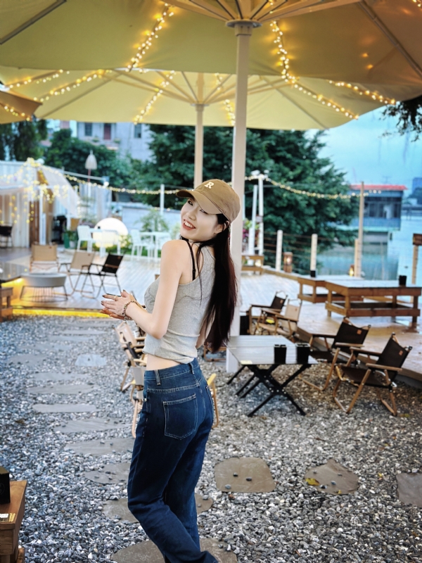 Vicky的第二张照片--乌鲁木齐相亲服务中心
