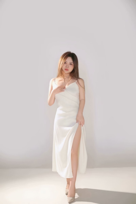 李淼的第三张照片--乌鲁木齐相亲服务中心