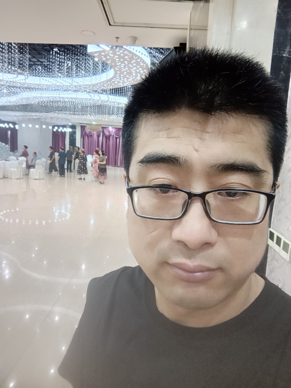 晴天的第三张照片--乌鲁木齐相亲服务中心