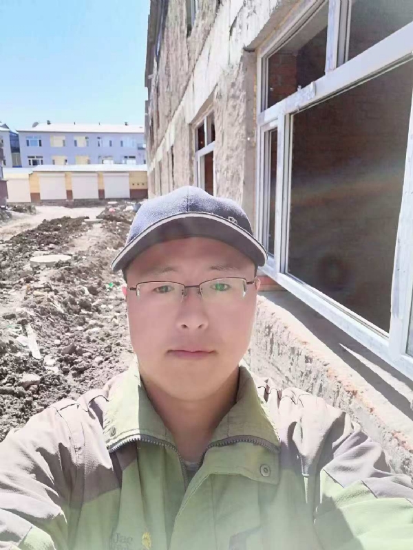 旭日东升的第一张照片--乌鲁木齐相亲服务中心