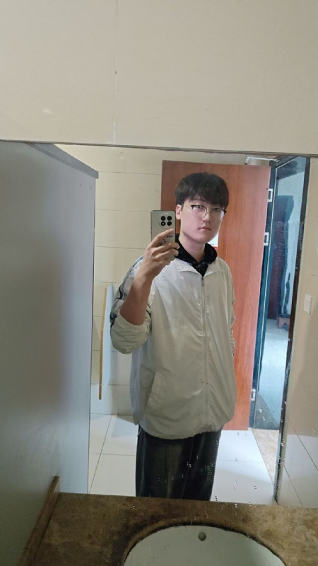 高大毛的第一张照片--乌鲁木齐相亲服务中心