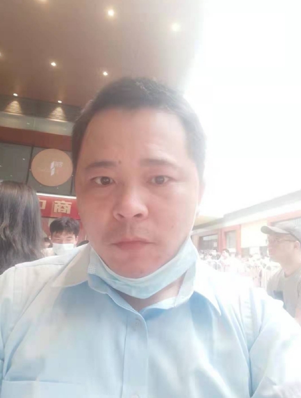 l蓝莲的第一张照片--乌鲁木齐相亲服务中心