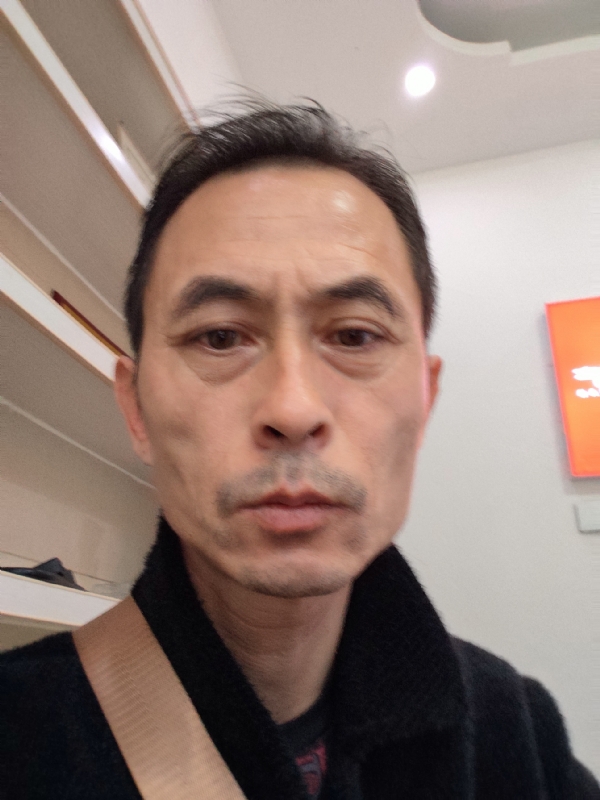 清晨阳光的第一张照片--乌鲁木齐相亲服务中心