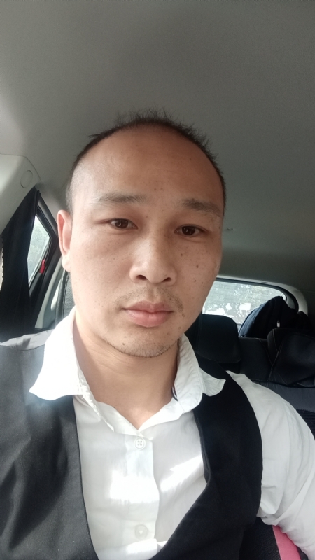 回首往事依旧的第一张照片--乌鲁木齐相亲服务中心
