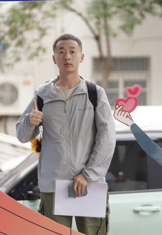 当下的第一张照片--乌鲁木齐相亲服务中心