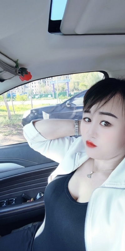 王芳燕的第四张照片--乌鲁木齐相亲服务中心