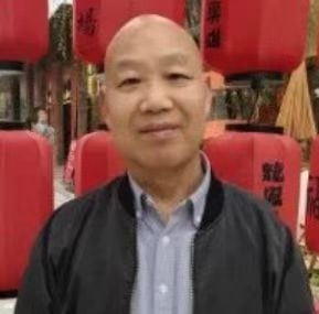 教师作家诗人的第一张照片--乌鲁木齐相亲服务中心