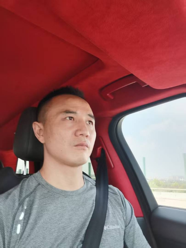 想的美的第二张照片--乌鲁木齐相亲服务中心